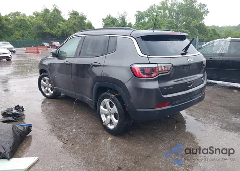 2018 Jeep Compass Latitude 4X4 from USA, damaged, VIN 3C4NJDBB2JT432456
